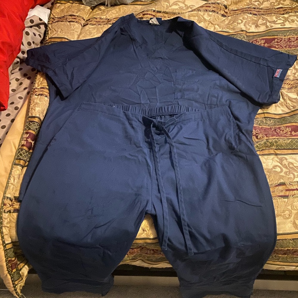 Cherokee scrub set